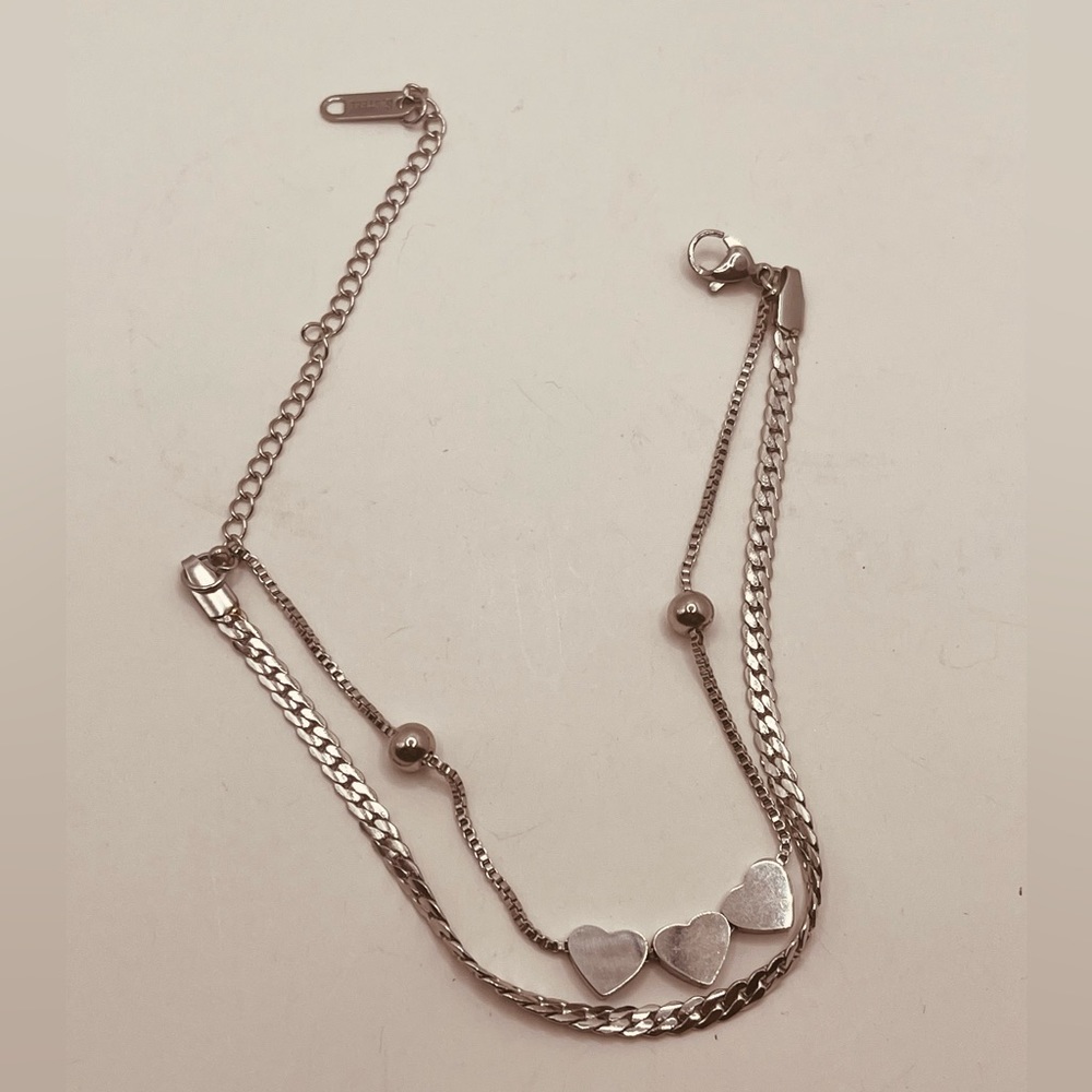 Stainless steel bracelet for women heart design